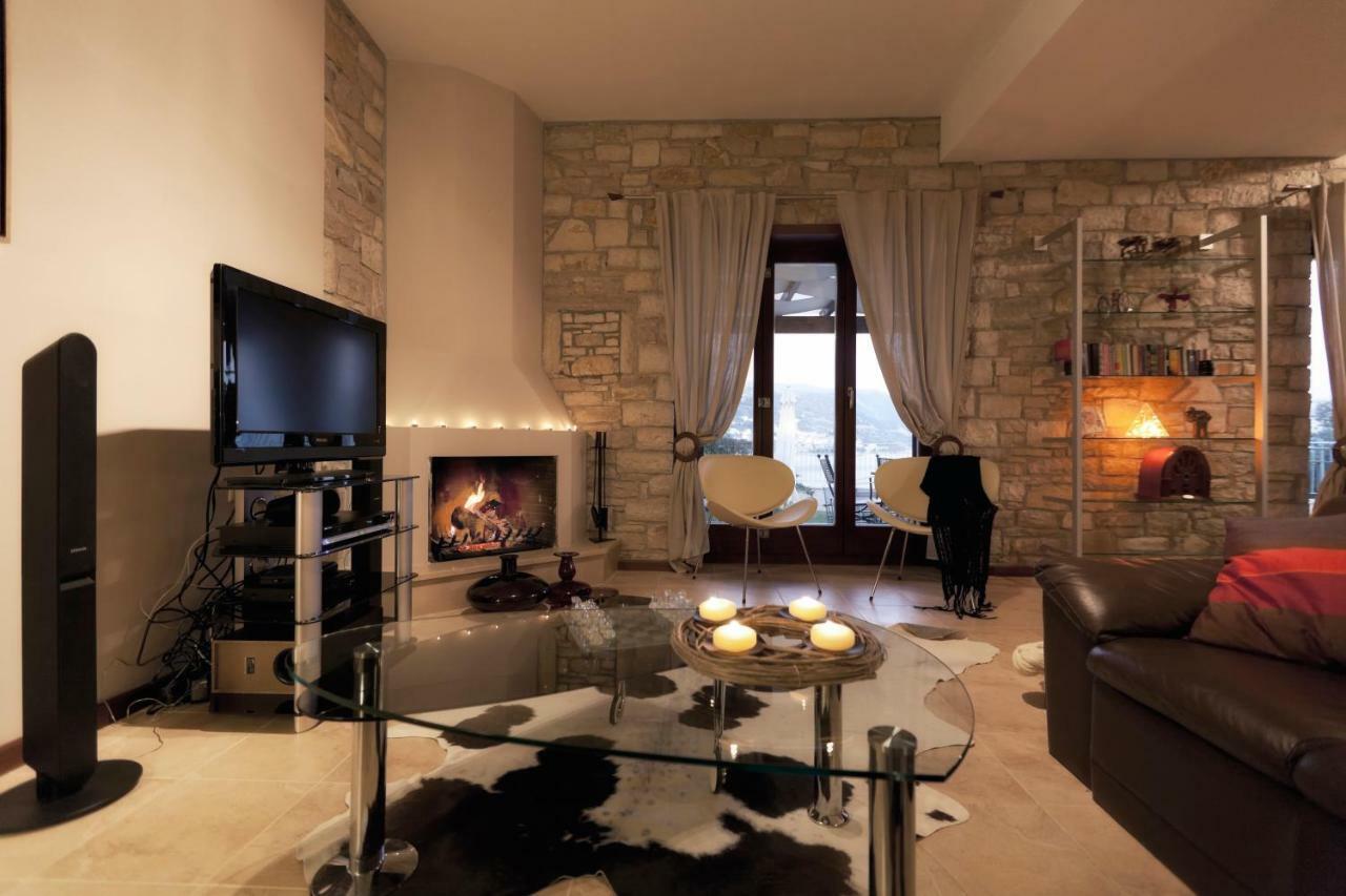 Parathalasso Villas Monasztiráki Kültér fotó