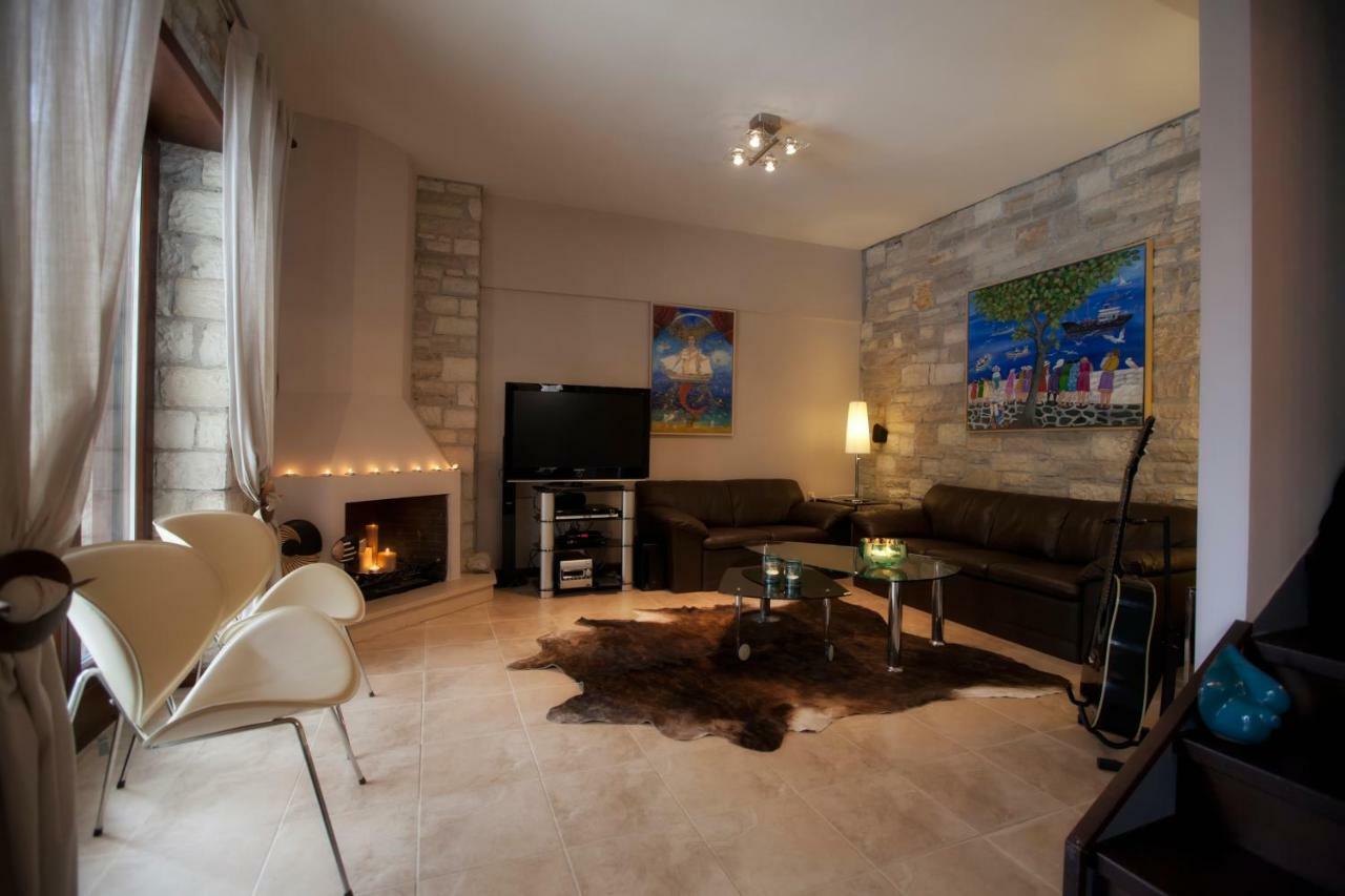 Parathalasso Villas Monasztiráki Kültér fotó