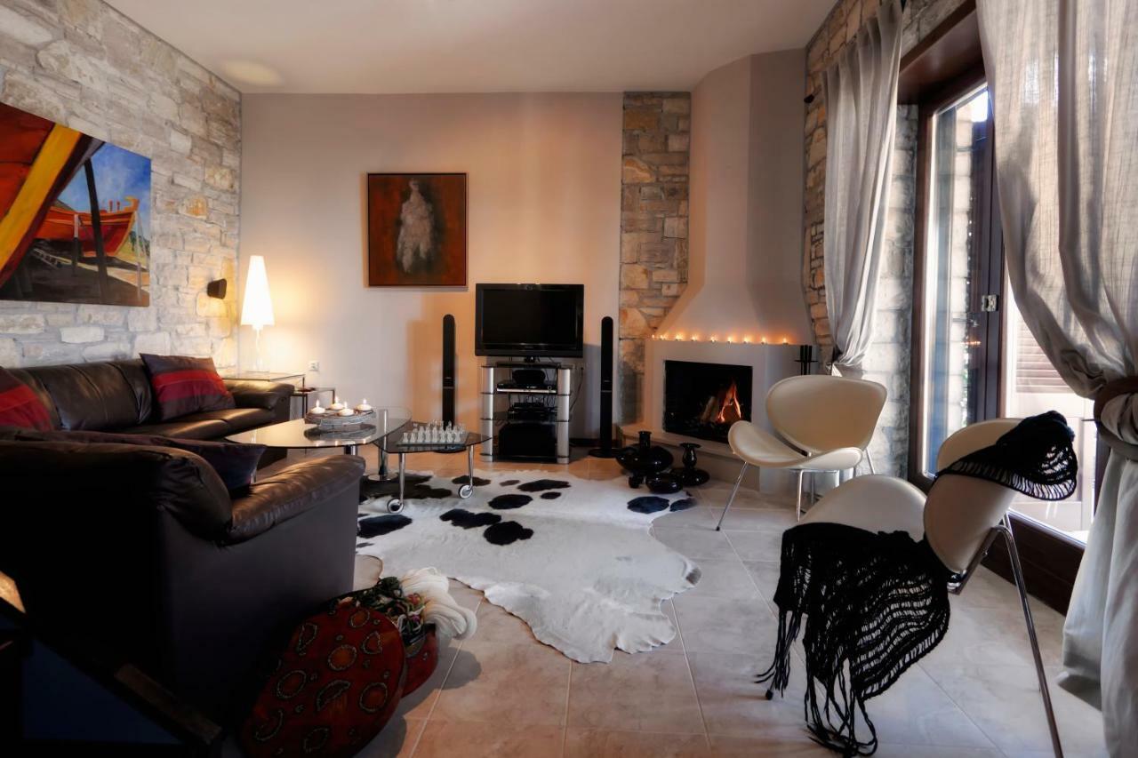 Parathalasso Villas Monasztiráki Kültér fotó