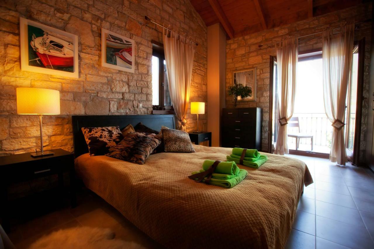 Parathalasso Villas Monasztiráki Kültér fotó