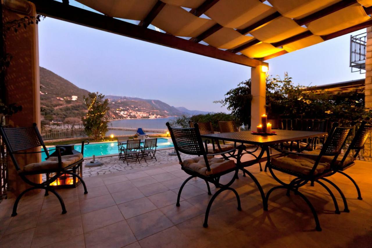 Parathalasso Villas Monasztiráki Kültér fotó